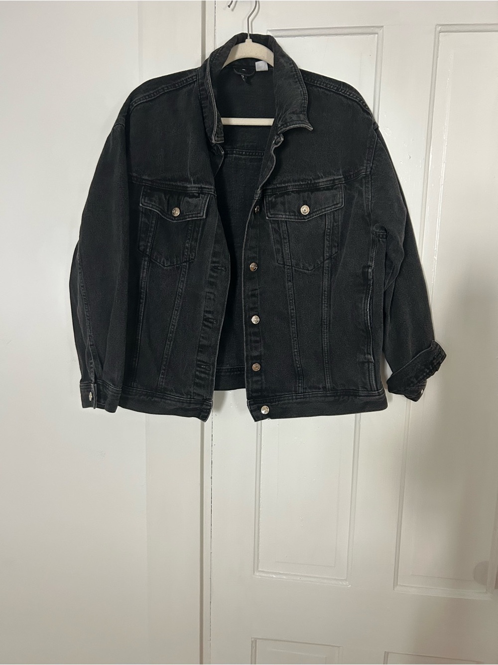 H&M Black Oversized Denim Jacket - Button Front
